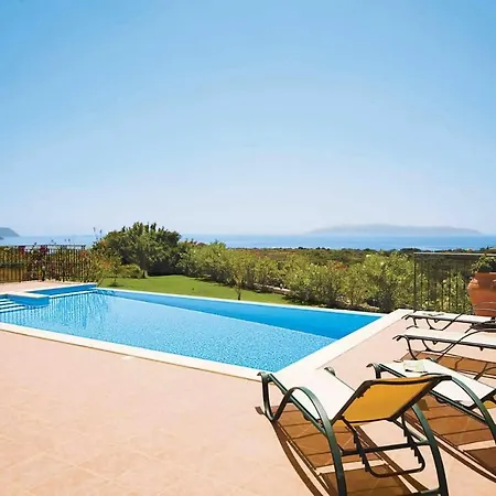 Georgia Villa *